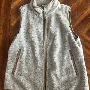 Mountain Khakis Women's Cream Sherpa Fleece Vest